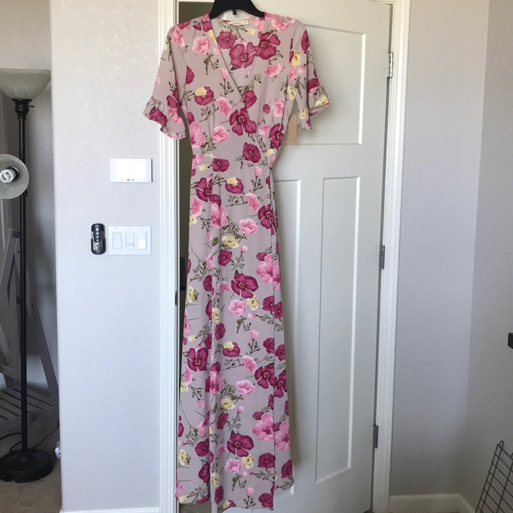 Floral maxi wrap dress - Picture 2 of 3